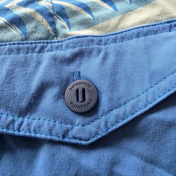 PATAGONIA Vintage Wavefarer Logo Swim Trunks Board Shorts Baggies Waist Size 33 - Picture 9 of 13